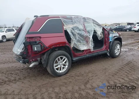 2023 Jeep Grand Cherokee Laredo 4X4 from USA, damaged, VIN 1C4RJHAG9PC532418